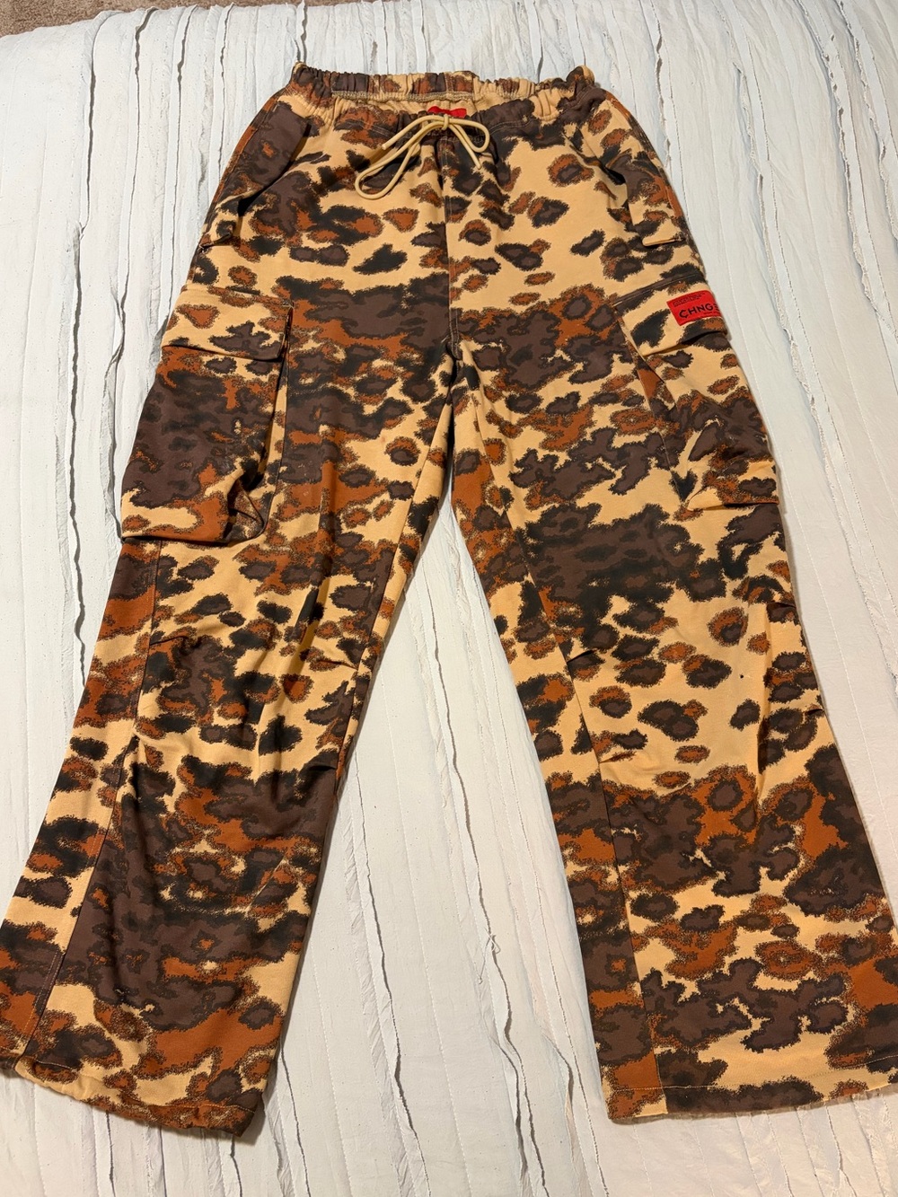 Chnge Camo Cargo Pants | Size M